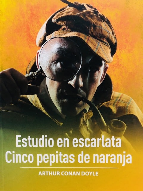 ESTUDIO EN ESCARLATA CINCO PEPITAS DE NARANJA